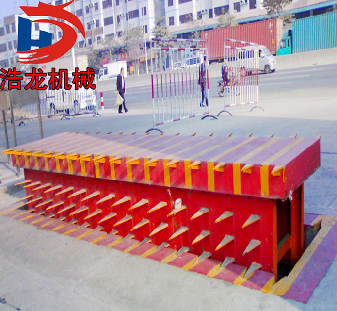 濟南浩龍升降機械制造有限公司 濟南浩龍升降機械制造有限公司